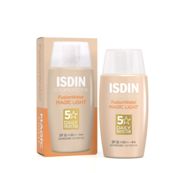 ISDIN Fotoprotector Fusion Water Teinte Light SPF50+ 50ml